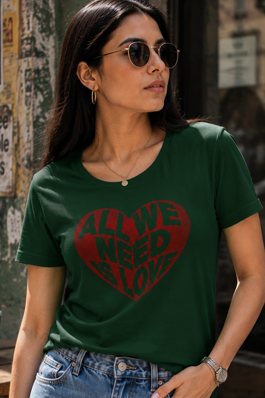 All We Need Is Love Heart Graphic Women's T-Shirt